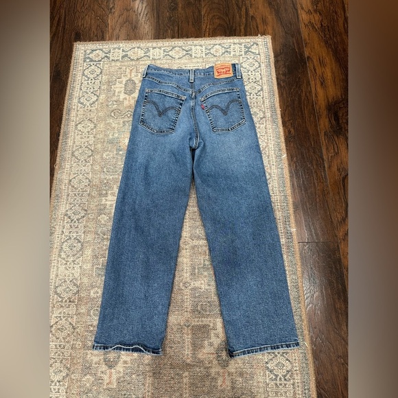 LEVI'S Ribcage straight jeans in Medium Wash Button Fly - Picture 4 of 5